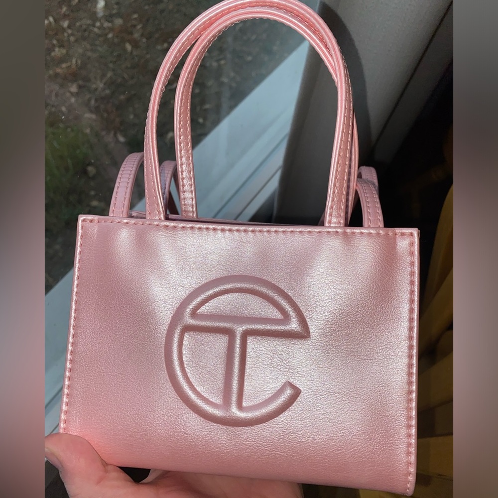 Authentic Telfar small shopper in Ballerina